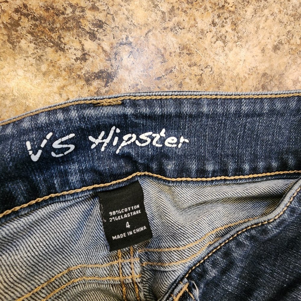 Jeans - Picture 2 of 4